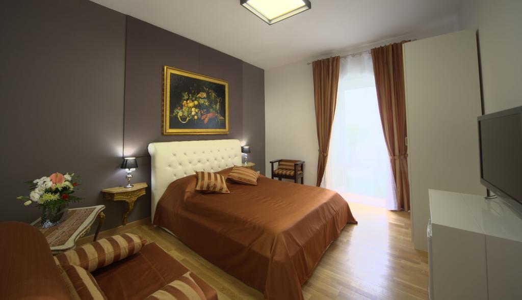 Отель Astoria Golden House Рим Номер фото